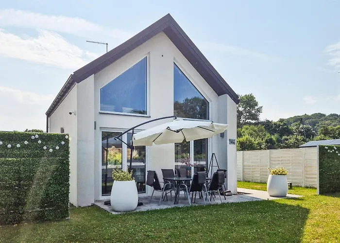 3 Bedroom In Wapnica *